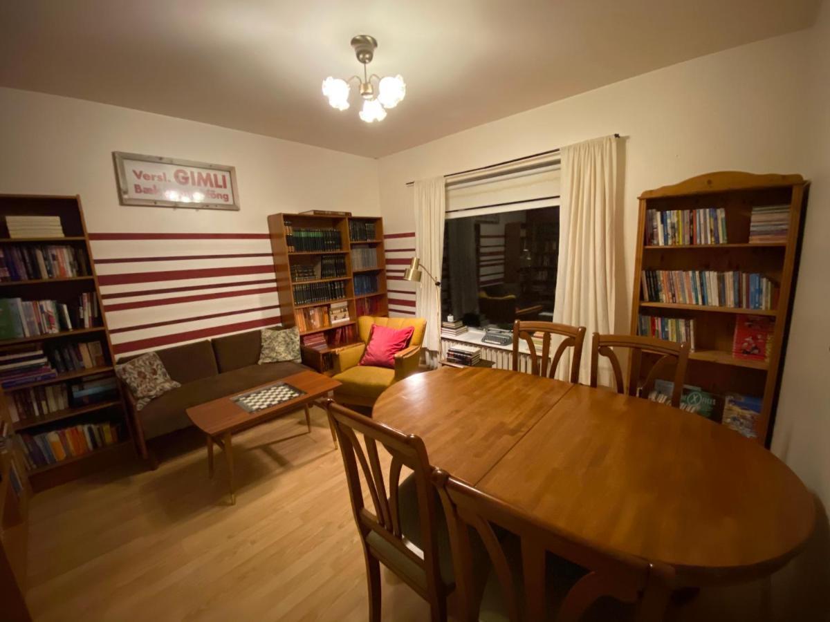 The Bookstore Family Apartment Hellissandur Exterior foto